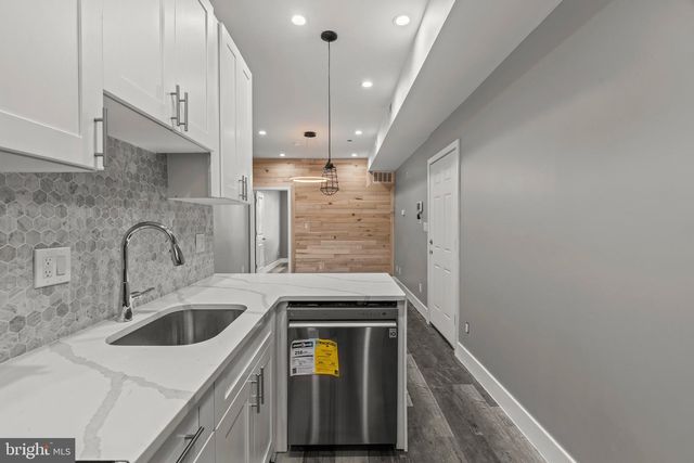 2618 N 17TH ST, Philadelphia, PA 19132