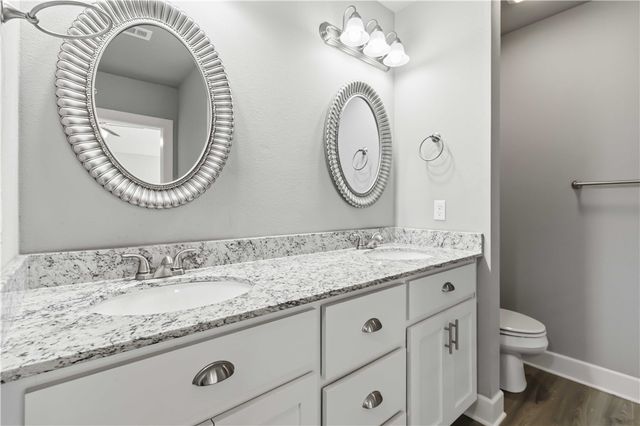 1741 Charismatic Drive, Prairie Grove, AR 72753