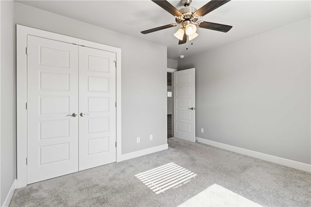 1741 Charismatic Drive, Prairie Grove, AR 72753