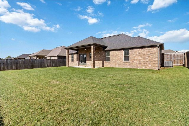1741 Charismatic Drive, Prairie Grove, AR 72753