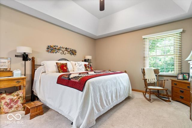 1029 N Village Greene Drive, Greenfield, IN 46140