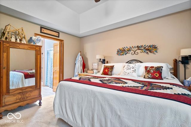 1029 N Village Greene Drive, Greenfield, IN 46140