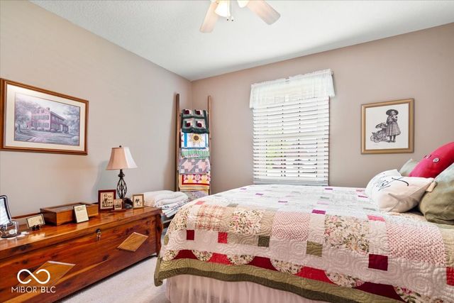 1029 N Village Greene Drive, Greenfield, IN 46140