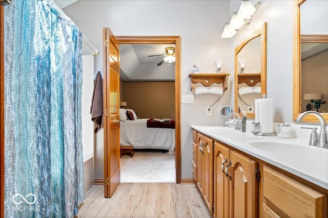 1029 N Village Greene Drive, Greenfield, IN 46140