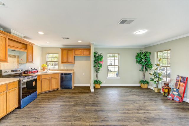 33039 Glenda Drive, Magnolia, TX 77354