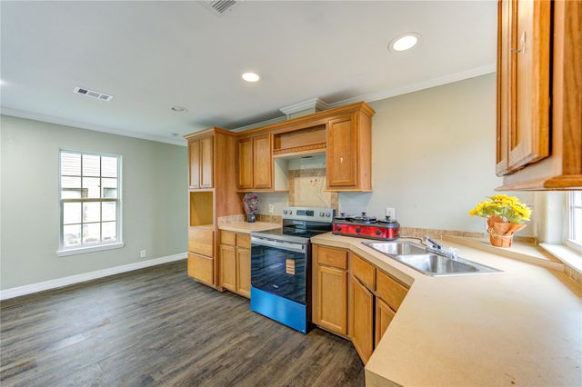 33039 Glenda Drive, Magnolia, TX 77354