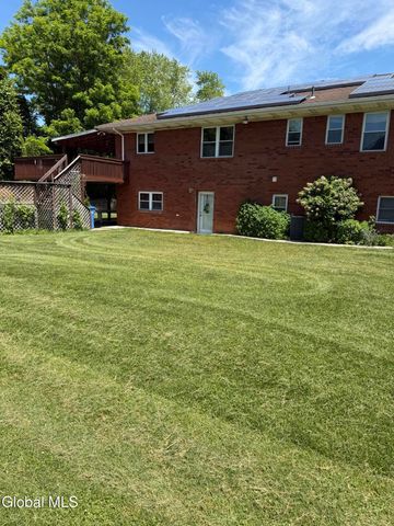100 Huron Street, Albany, NY 12203
