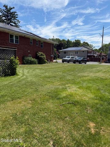 100 Huron Street, Albany, NY 12203