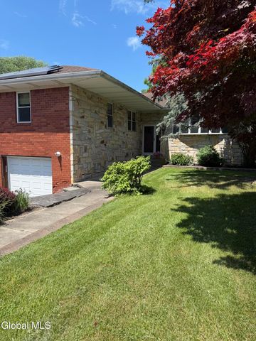 100 Huron Street, Albany, NY 12203