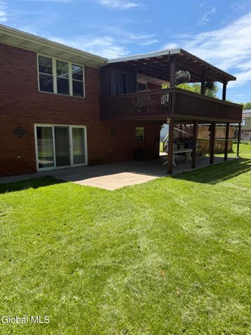 100 Huron Street, Albany, NY 12203