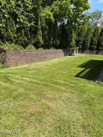 100 Huron Street, Albany, NY 12203
