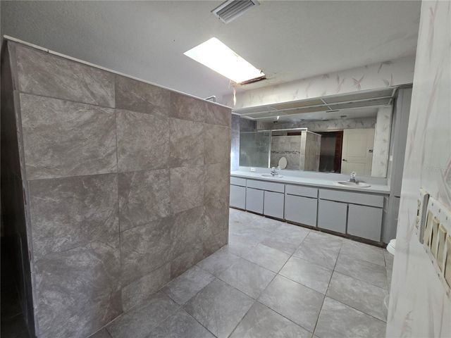 2288 EVENGLOW AVENUE, Spring Hill, FL 34609