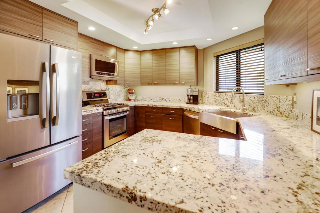 3155 E Ramon Road 802, Palm Springs, CA 92264