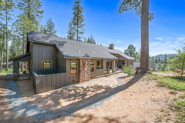 192 Vireo Way, Avery, CA 95224
