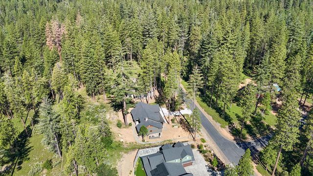 192 Vireo Way, Avery, CA 95224