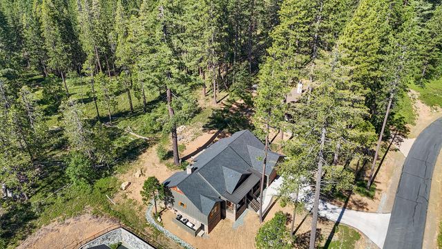 192 Vireo Way, Avery, CA 95224