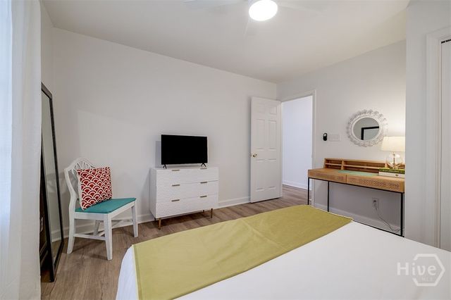 524 Nicoll Street, Savannah, GA 31401