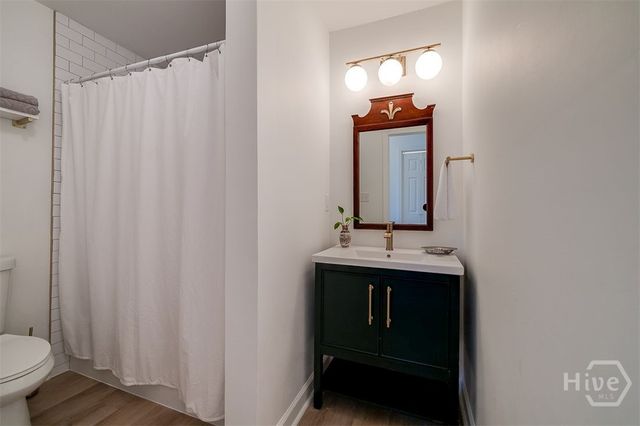 524 Nicoll Street, Savannah, GA 31401