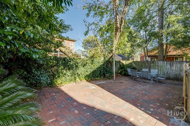 524 Nicoll Street, Savannah, GA 31401