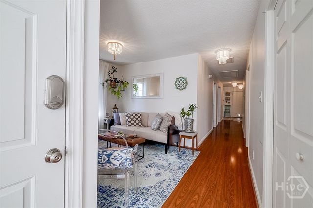 524 Nicoll Street, Savannah, GA 31401