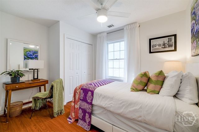 524 Nicoll Street, Savannah, GA 31401