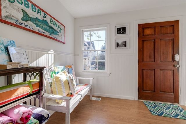 524 Nicoll Street, Savannah, GA 31401