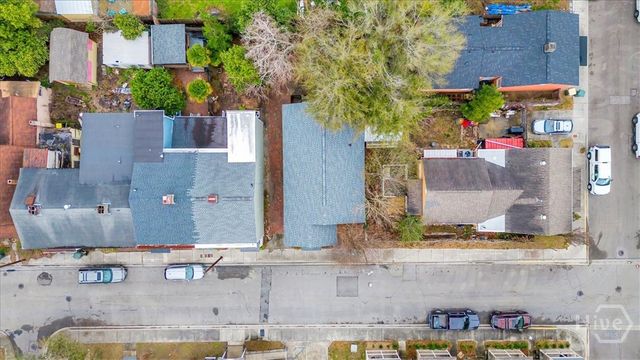 524 Nicoll Street, Savannah, GA 31401