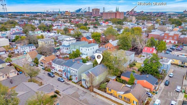 524 Nicoll Street, Savannah, GA 31401