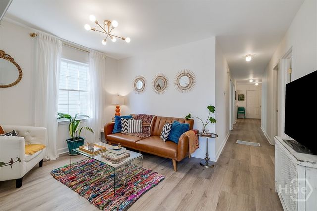 524 Nicoll Street, Savannah, GA 31401