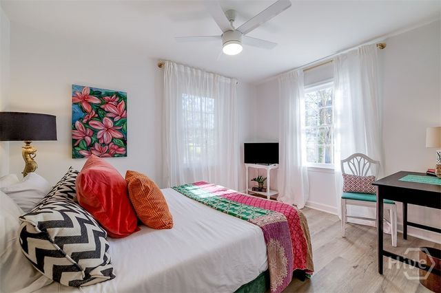 524 Nicoll Street, Savannah, GA 31401