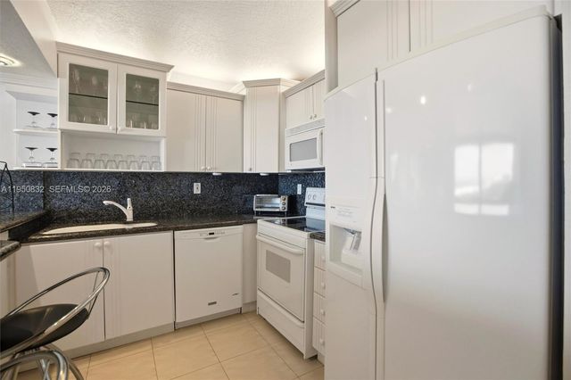 465 Ocean Dr 1024, Miami Beach, FL 33139