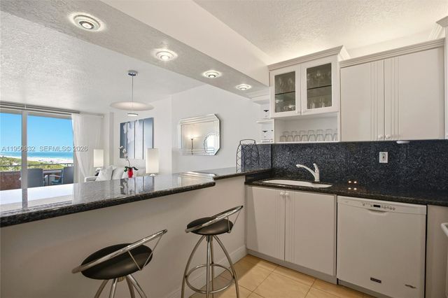 465 Ocean Dr 1024, Miami Beach, FL 33139