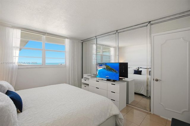 465 Ocean Dr 1024, Miami Beach, FL 33139