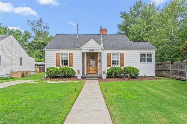 1333 Winstead Place, Greensboro, NC 27408