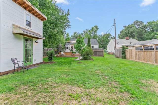 1333 Winstead Place, Greensboro, NC 27408