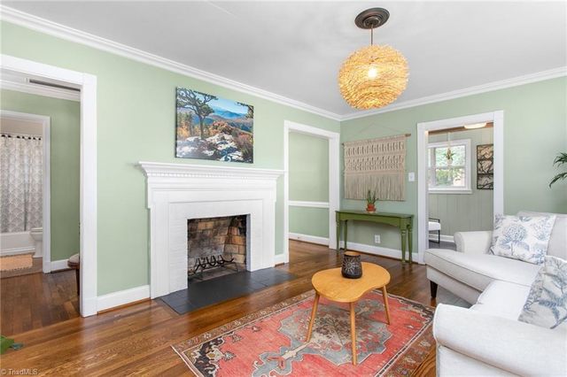 1333 Winstead Place, Greensboro, NC 27408
