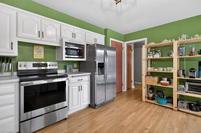 661 STEVENS STREET, Neenah, WI 54956