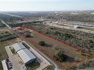 9758 Southton Rd, San Antonio, TX 78223