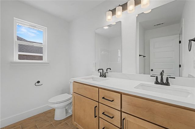 2705 Roe Deer Street, Springdale, AR 72762