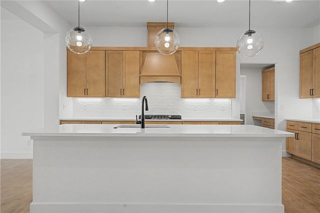 2705 Roe Deer Street, Springdale, AR 72762