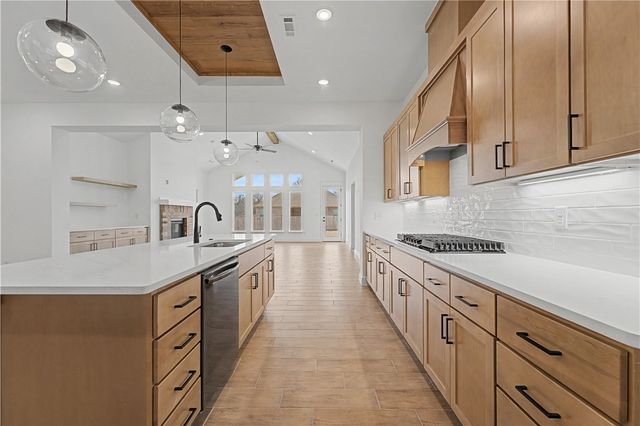 2705 Roe Deer Street, Springdale, AR 72762