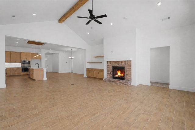 2705 Roe Deer Street, Springdale, AR 72762