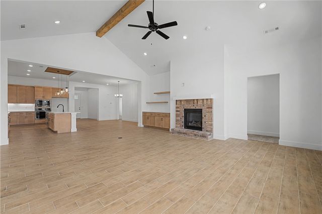 2705 Roe Deer Street, Springdale, AR 72762