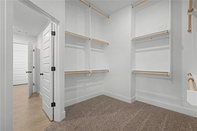 2705 Roe Deer Street, Springdale, AR 72762