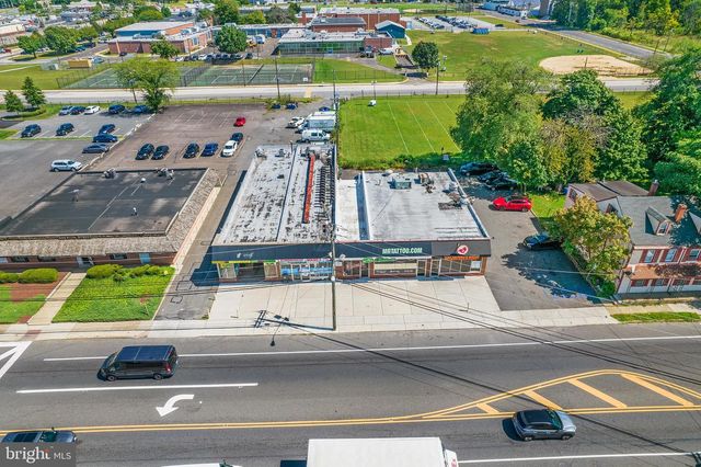 667-675 HIGH ST, Burlington, NJ 08016