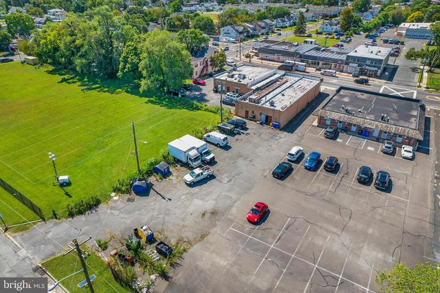 667-675 HIGH ST, Burlington, NJ 08016