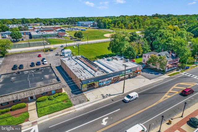 667-675 HIGH ST, Burlington, NJ 08016