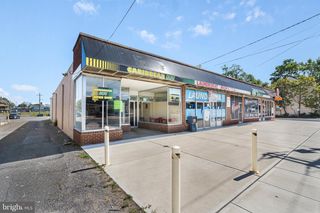 667-675 HIGH ST, Burlington, NJ 08016