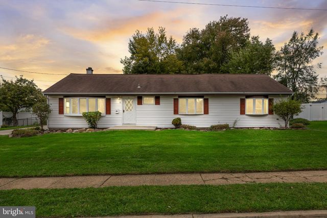 91 BAKER BLVD, Marlton, NJ 08053