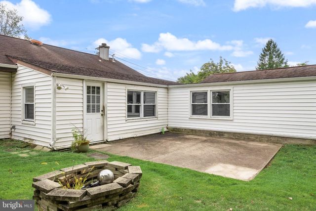 91 BAKER BLVD, Marlton, NJ 08053